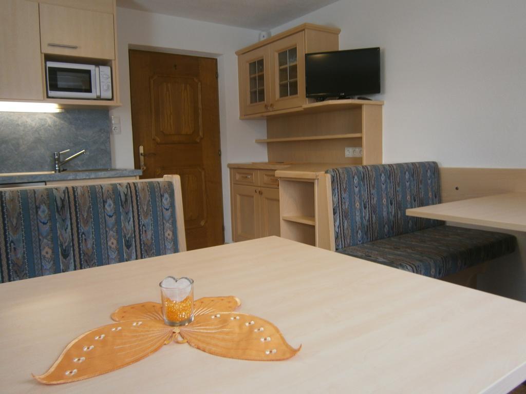 Haus Wiesenheim Fw Oetztal レンゲンフェルト 部屋 写真
